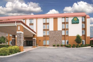 Hotel LA QUINTA INN & SUITES WYTHEVILLE