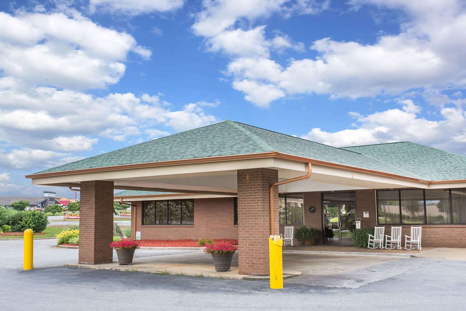 Hotel DAYS INN WILKESBORO