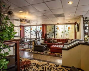 Hotel QUALITY INN JONESVILLE