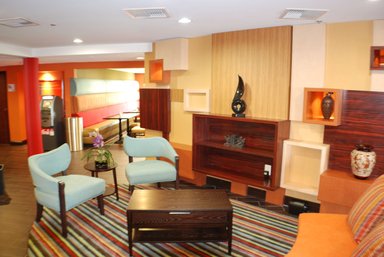 Hotel HOLIDAY INN EXPRESS NASHVILLE W I40/WHITEBRIDGE RD