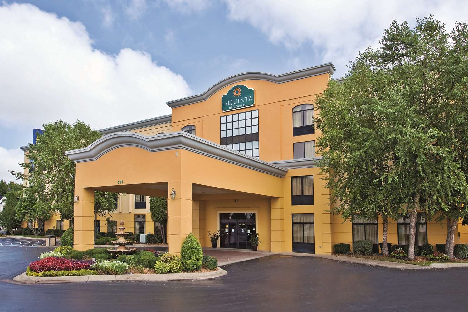 Hotel LA QUINTA INNS & SUITES CLARKSVILLE