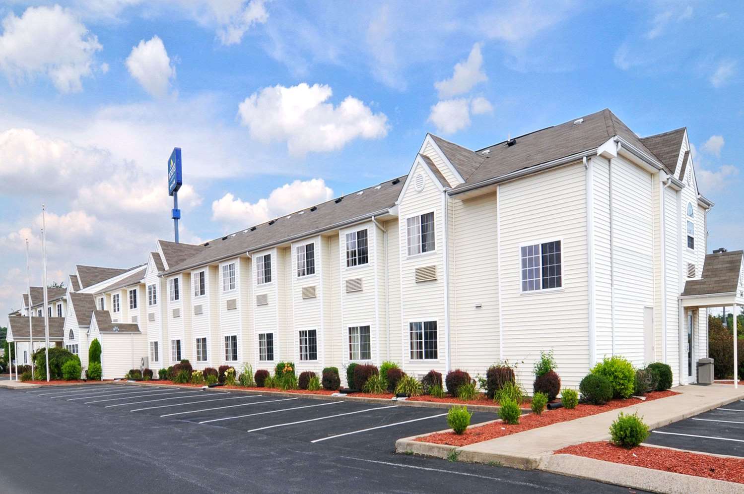 Hotel MICROTEL INN & SUITES BY WYNDHAM CLARKSVILLE