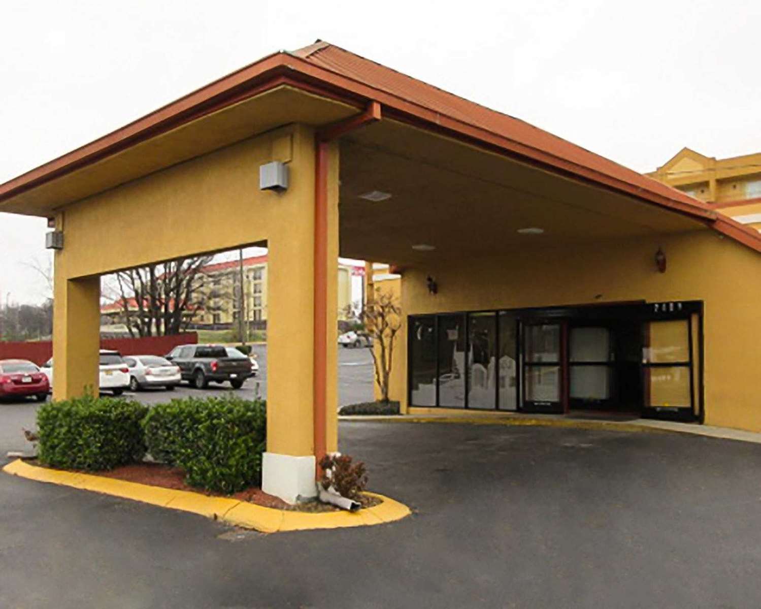 Hotel QUALITY INN NASHVILLE