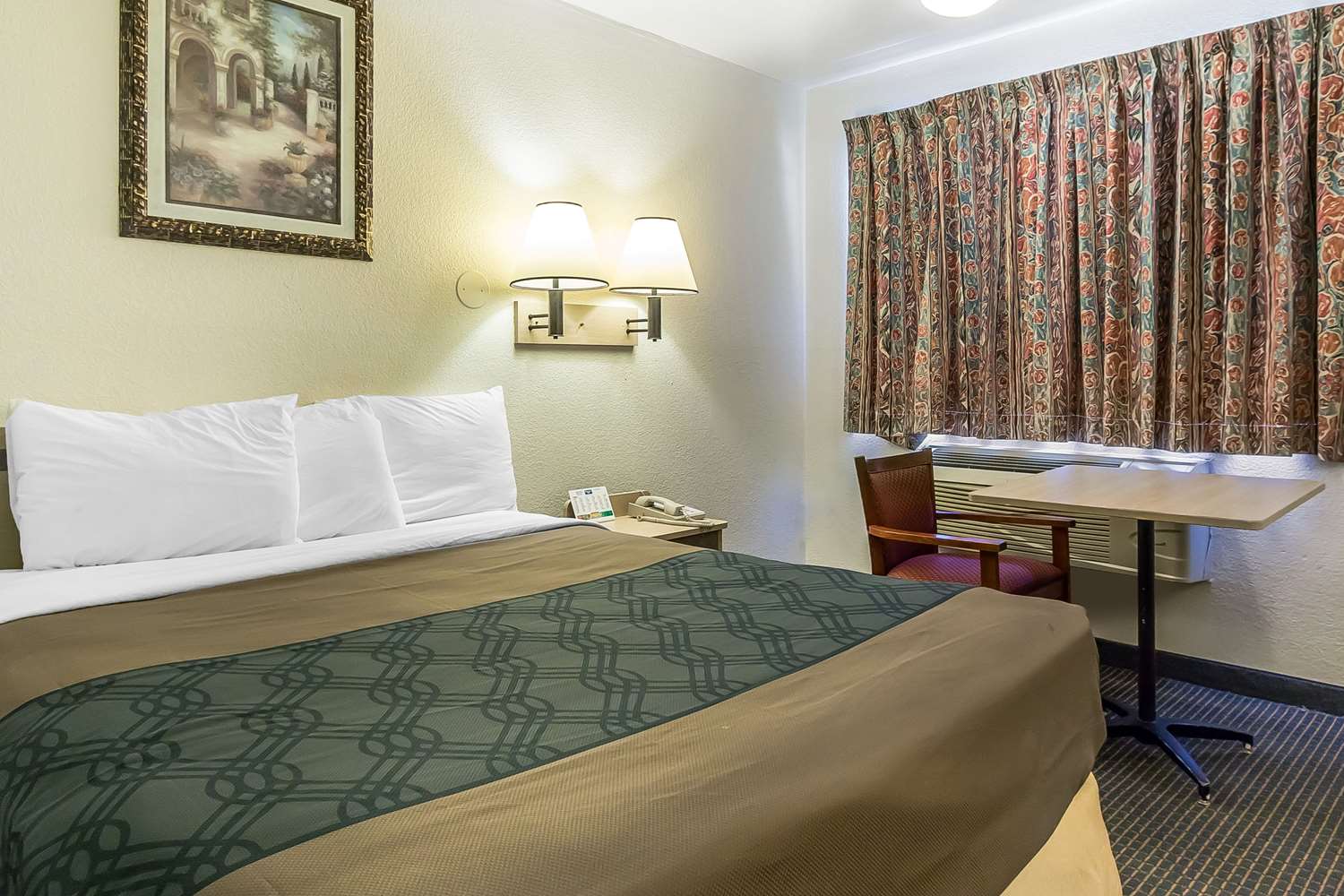 Hotel RODEWAY INN NASHVILLE