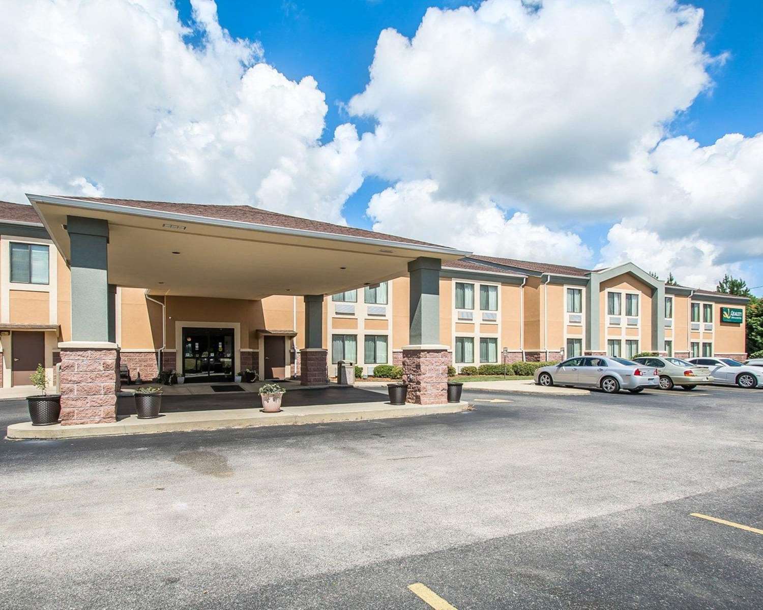 Hotel QUALITY INN & SUITES THOMASVILLE