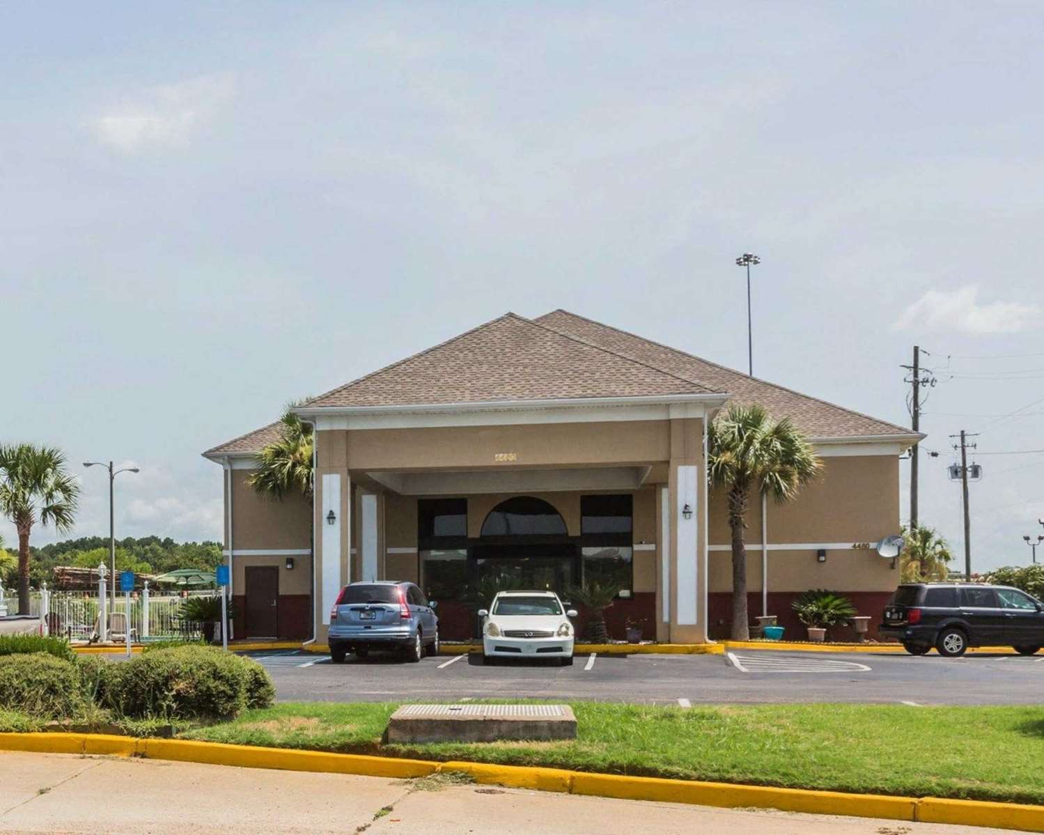 Hotel QUALITY INN & SUITES MONTGOMERY