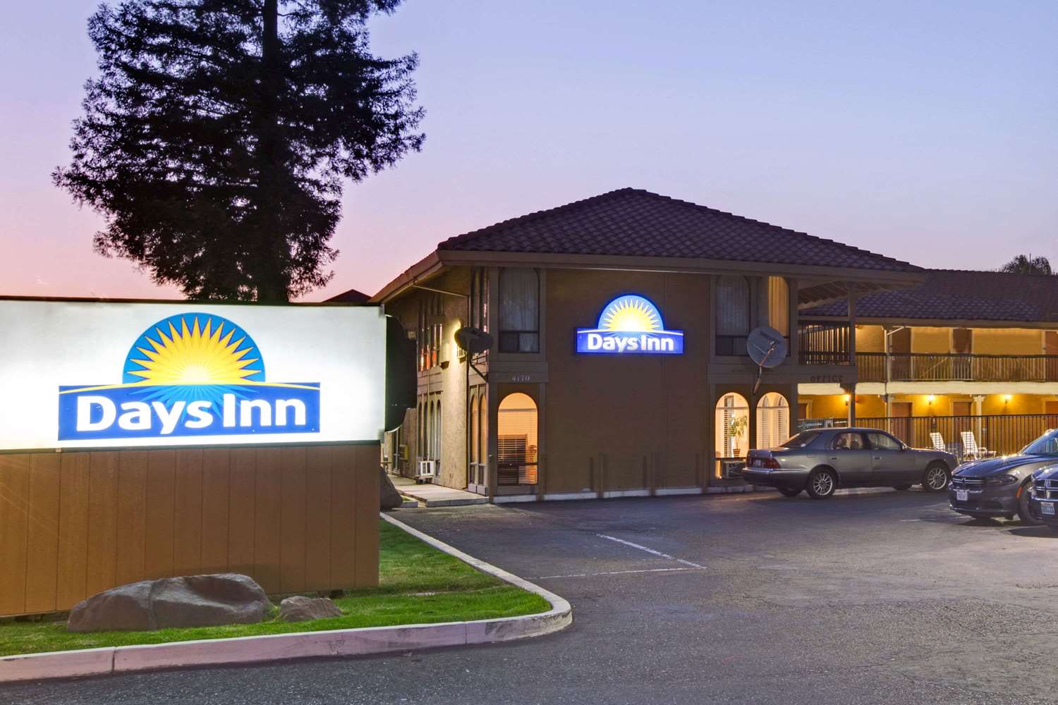 Hotel DAYS INN BY WYNDHAM SAN JOSE CONVENTION CENTER