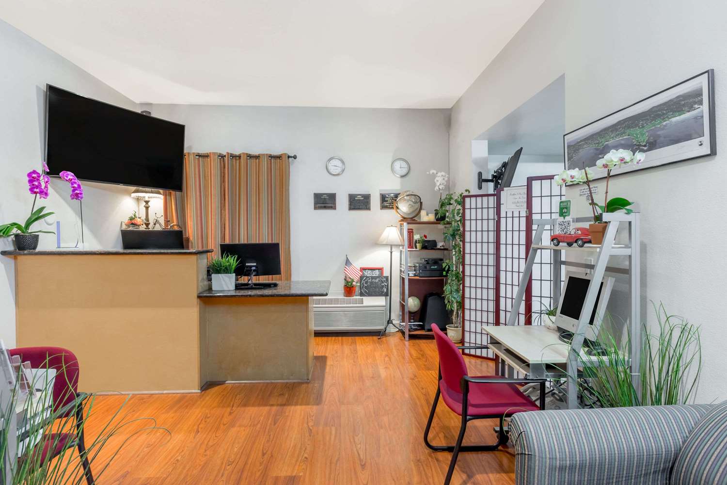 Hotel HOWARD JOHNSON MARINA AT MONTEREY BAY