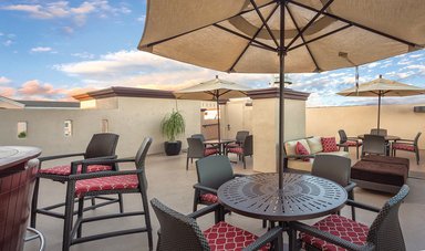 Hotel PEACOCK SUITES