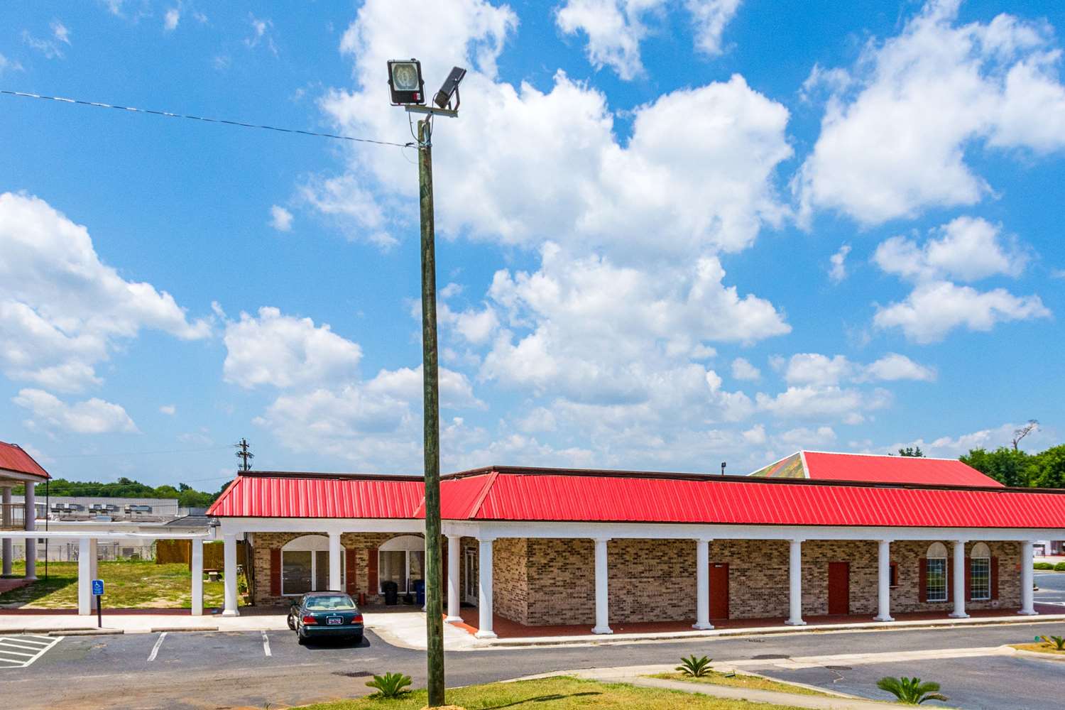 Hotel RODEWAY INN AND SUITES ORANGEB