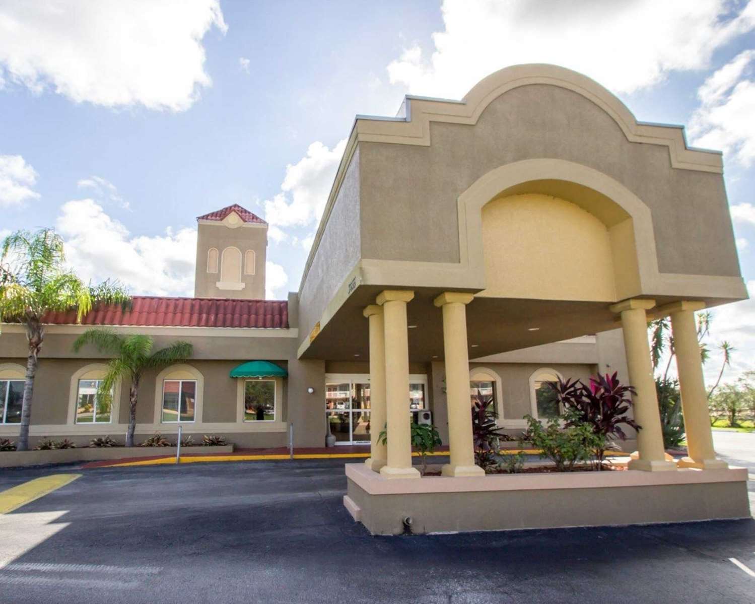 Hotel QUALITY INN KENNEDY SPACE CENTER