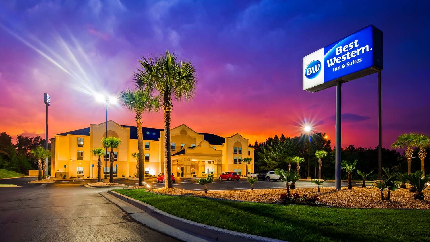 Hotel BEST WESTERN BRADBURY INN & SUITES