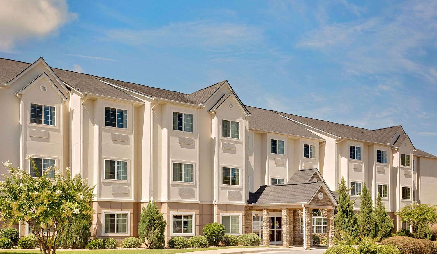 Hotel MICROTEL INN & SUITES BY WYNDHAM PERRY