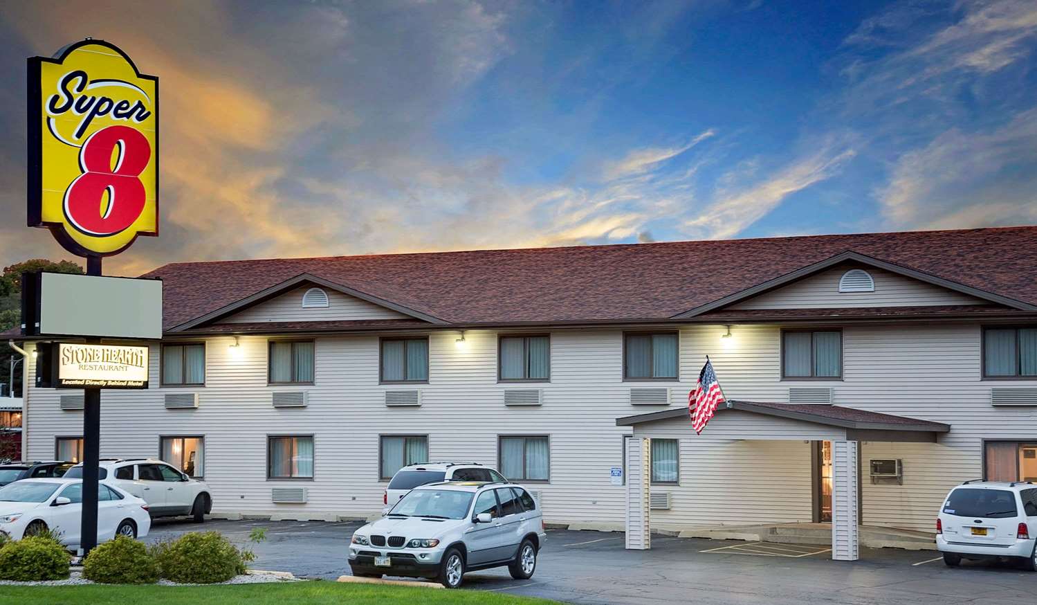 Hotel SUPER 8 DECORAH