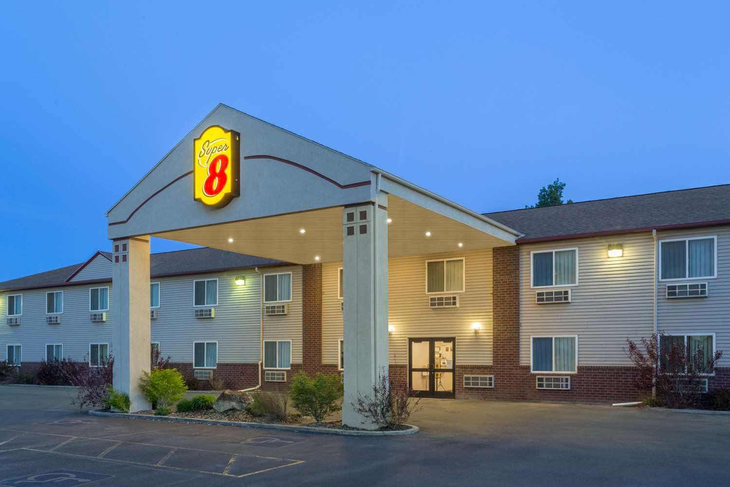 Hotel SUPER 8 BY WYNDHAM BLACKFOOT