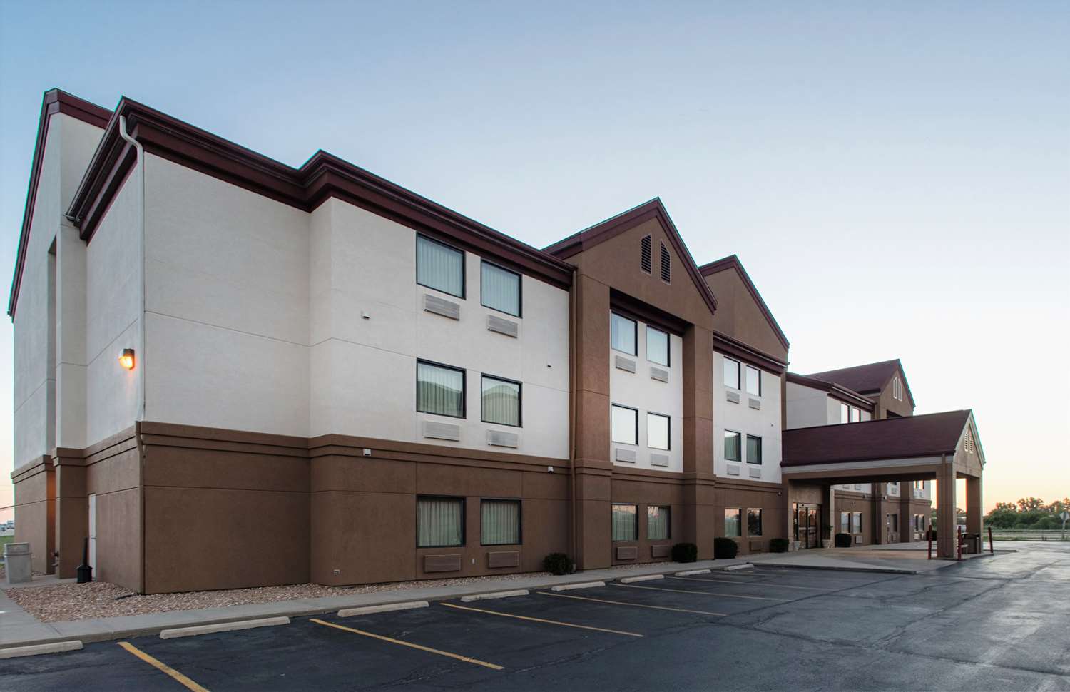 Hotel RED ROOF INN ST LOUIS-TROY, IL