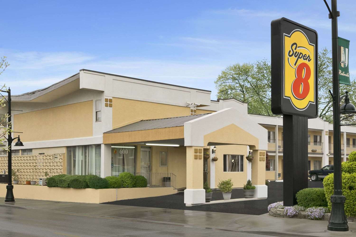 Hotel SUPER 8 BY WYNDHAM, BELLEVILLE ST. LOUIS AREA