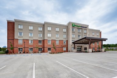 Hotel HOLIDAY INN EXPRESS & SUITES GREAT BEND
