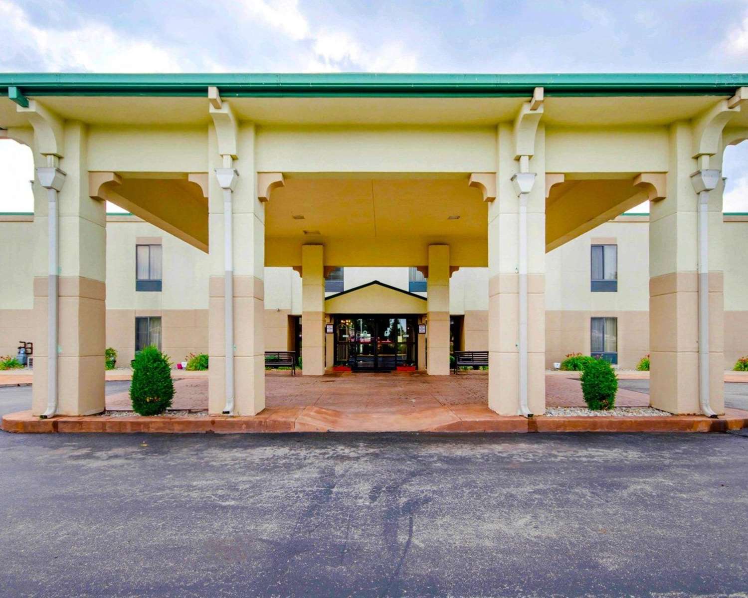 Hotel COMFORT INN BARDSTOWN