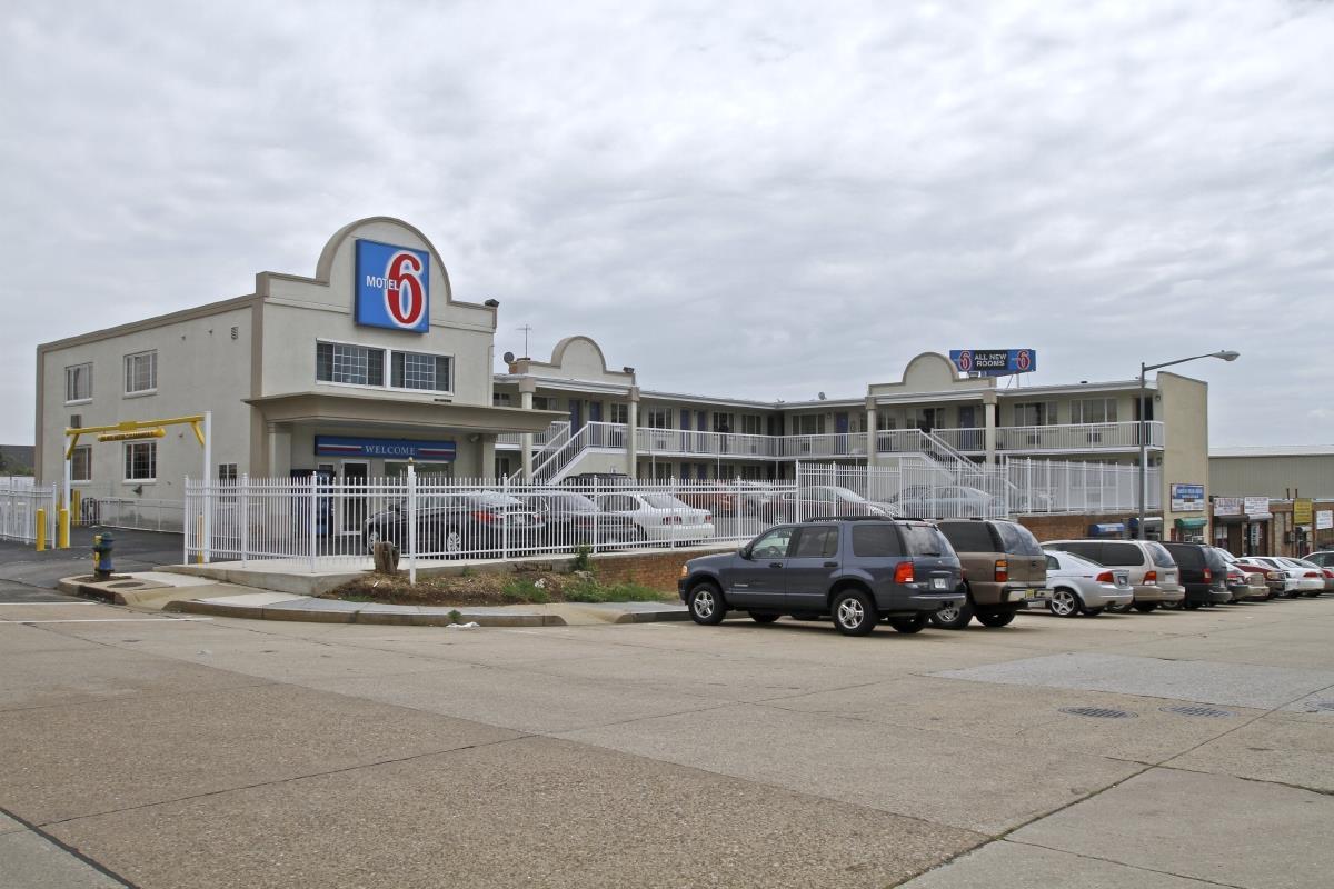 Hotel MOTEL 6 WASHINGTON DC - CONVENTION CENTER