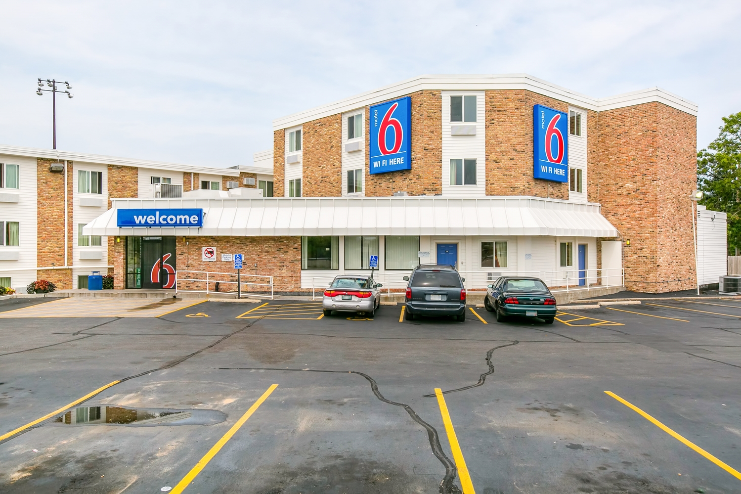 Hotel MOTEL 6 MINNEAPOLIS AIRPORT - MALL OF AMERICA