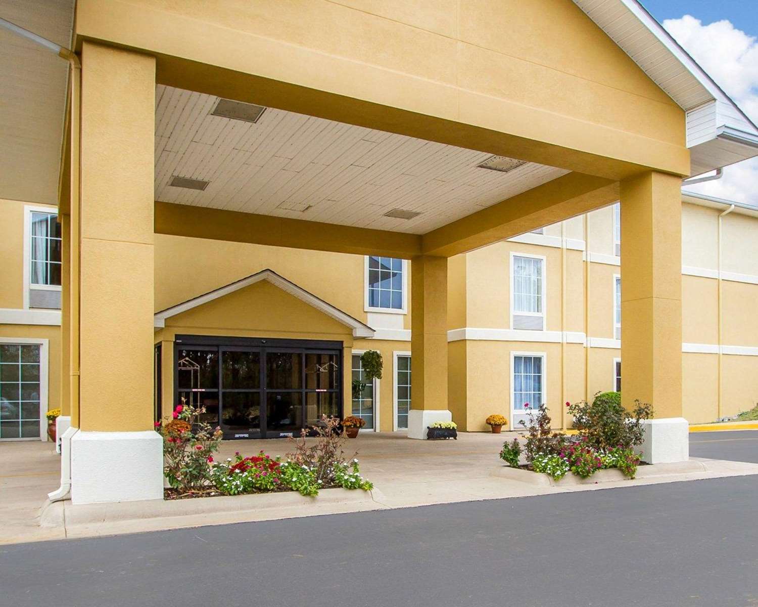 Hotel COMFORT INN POPLAR BLUFF