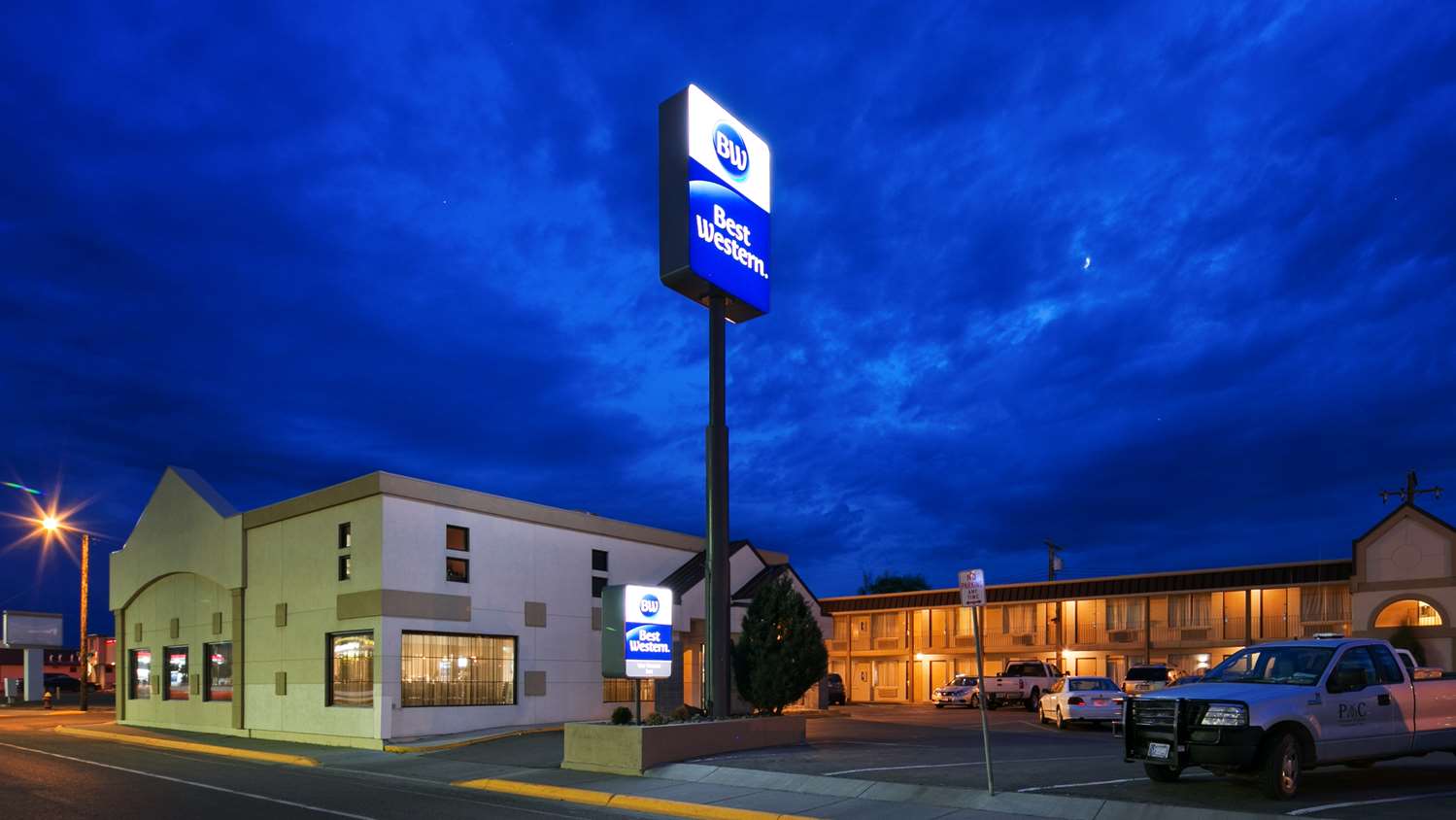 Hotel BEST WESTERN WAR BONNET INN