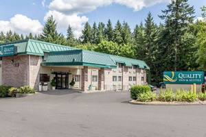 Hotel QUALITY INN & SUITES