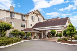 Hotel QUALITY INN & SUITES FEDERAL WAY - SEATTLE