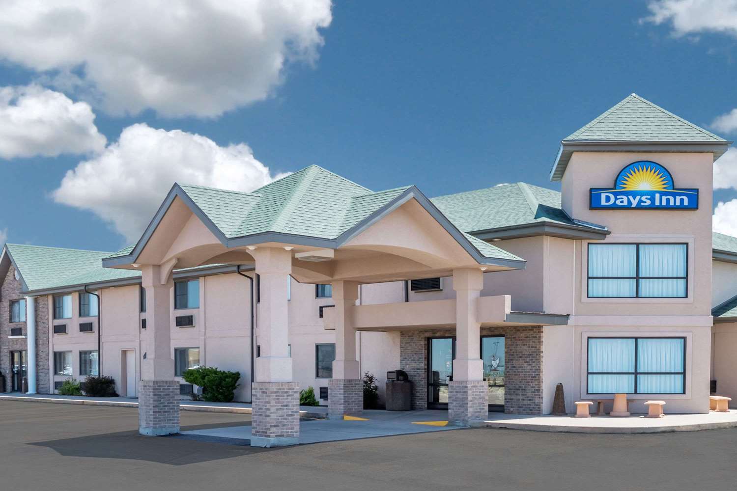 Hotel DAYS INN SIDNEY