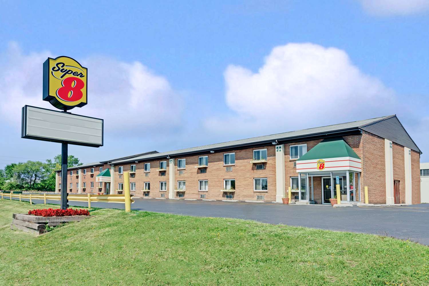 Hotel SUPER 8 KENMORE/BUFFALO/NIAGARA FALLS AREA