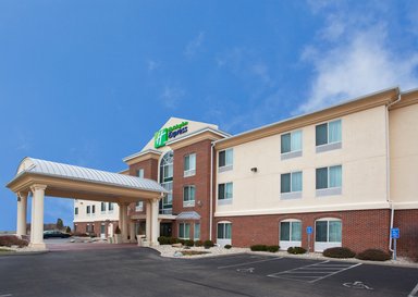 Hotel HOLIDAY INN EXPRESS & SUITES CINCINNATI-BLUE ASH