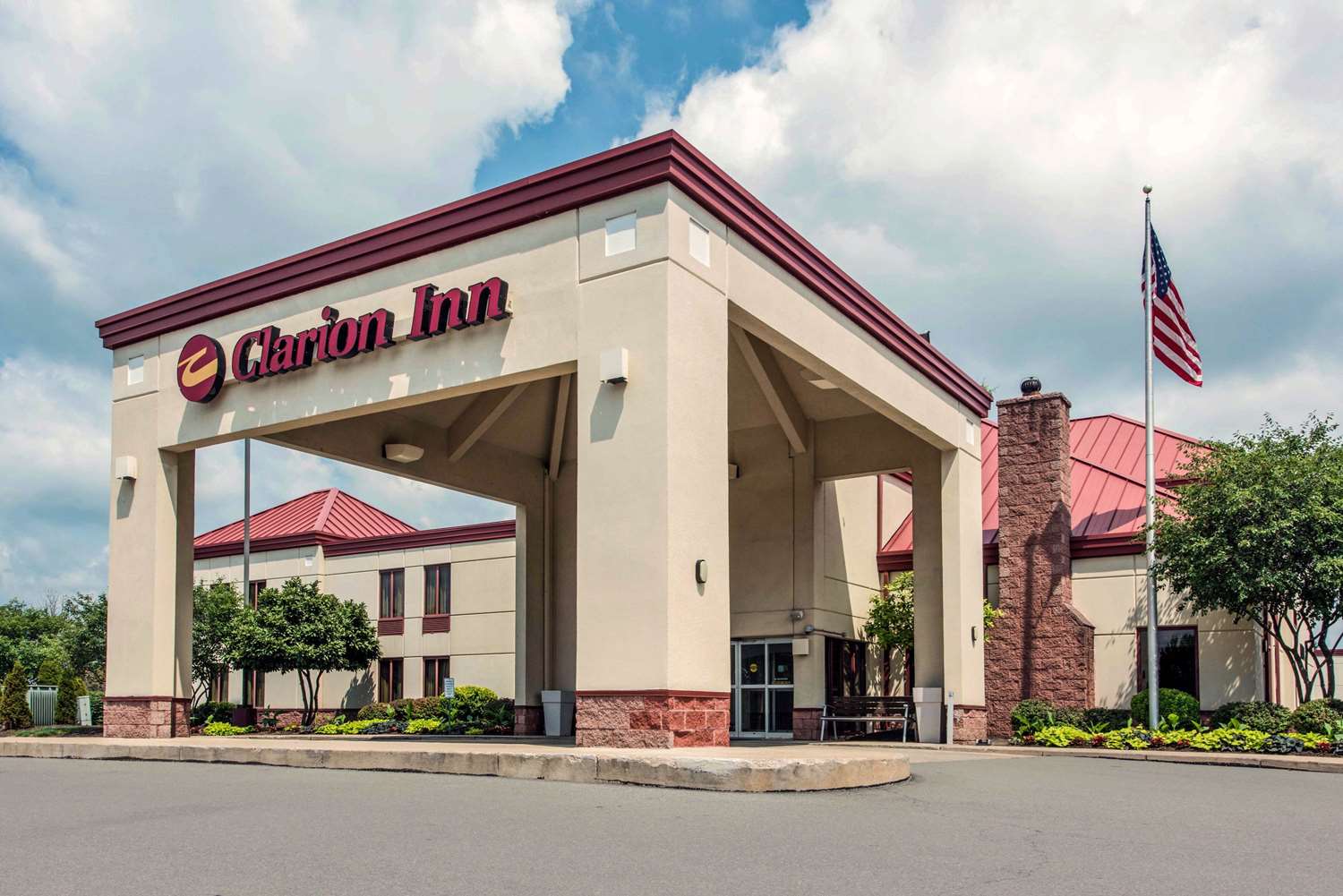 Hotel CLARION INN NEAR CRANBERRY TWP