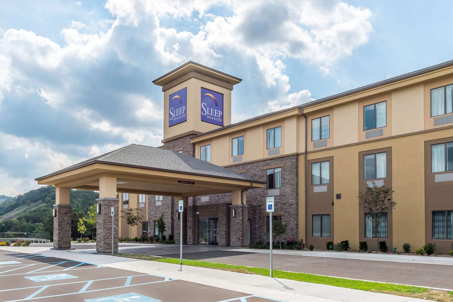 Hotel SLEEP INN & SUITES CUMBERLAND-LAVALE