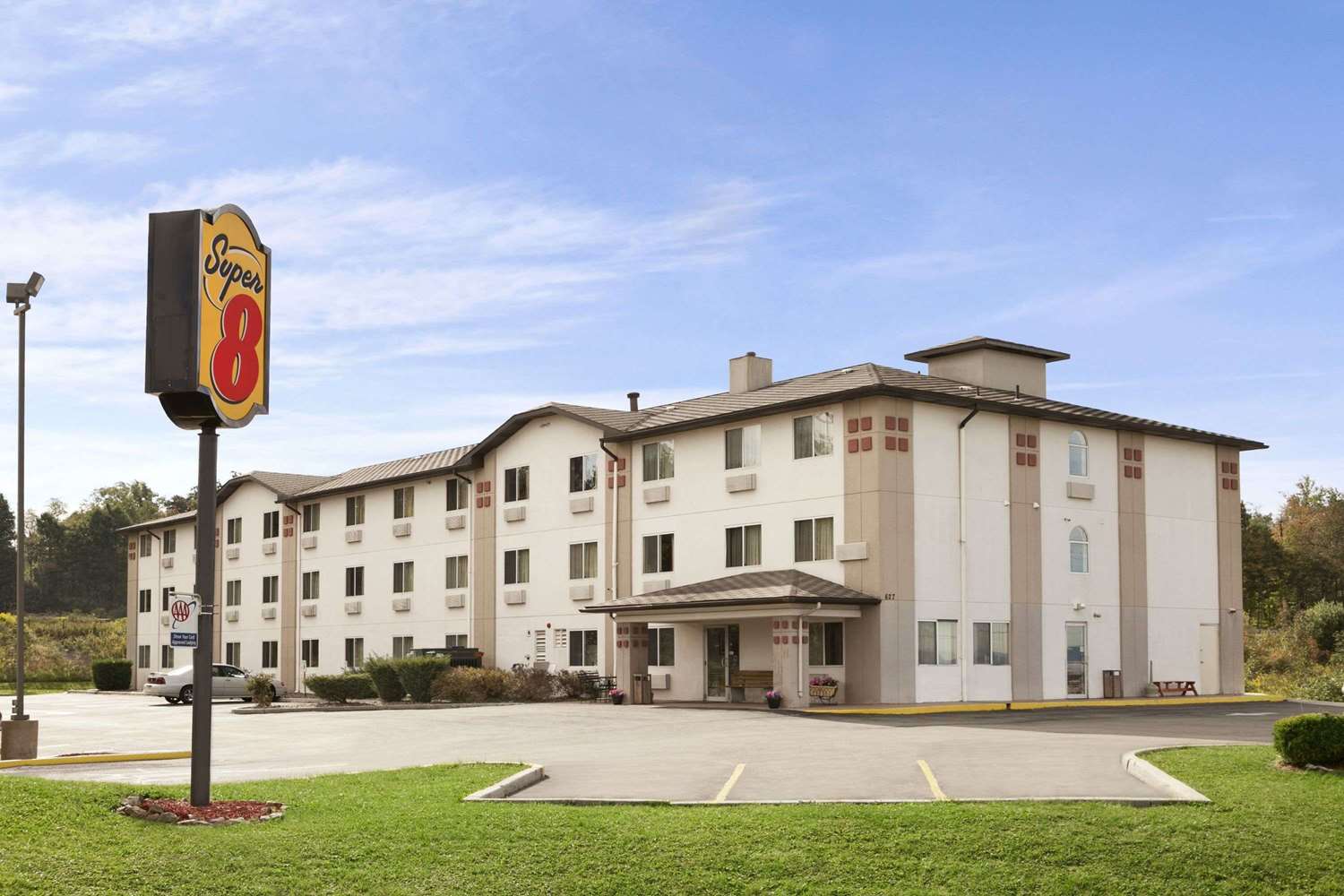 Hotel SUPER 8 BY WYNDHAM JOHNSTOWN