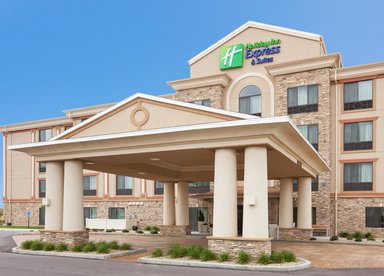 Hotel HOLIDAY INN EXPRESS & SUITES MITCHELL