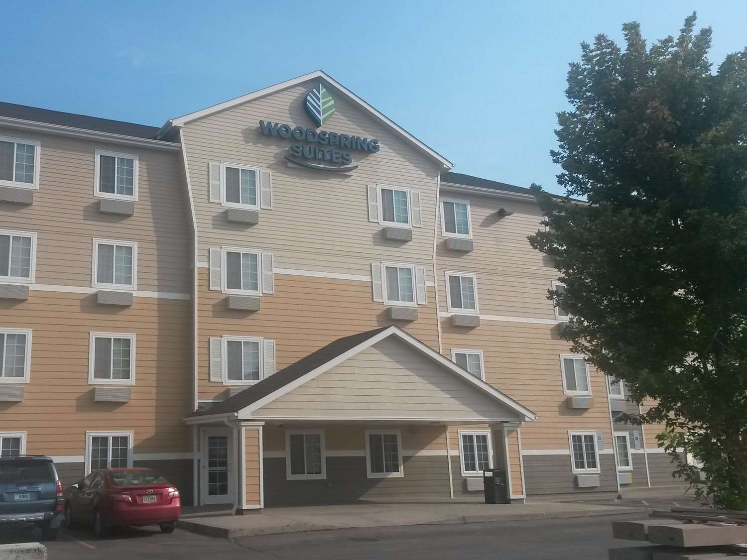 Hotel WOODSPRING SUITES SIOUX FALLS