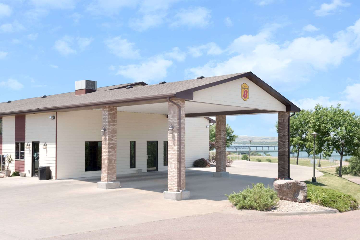 Hotel SUPER 8 BY WYNDHAM CHAMBERLAIN SD