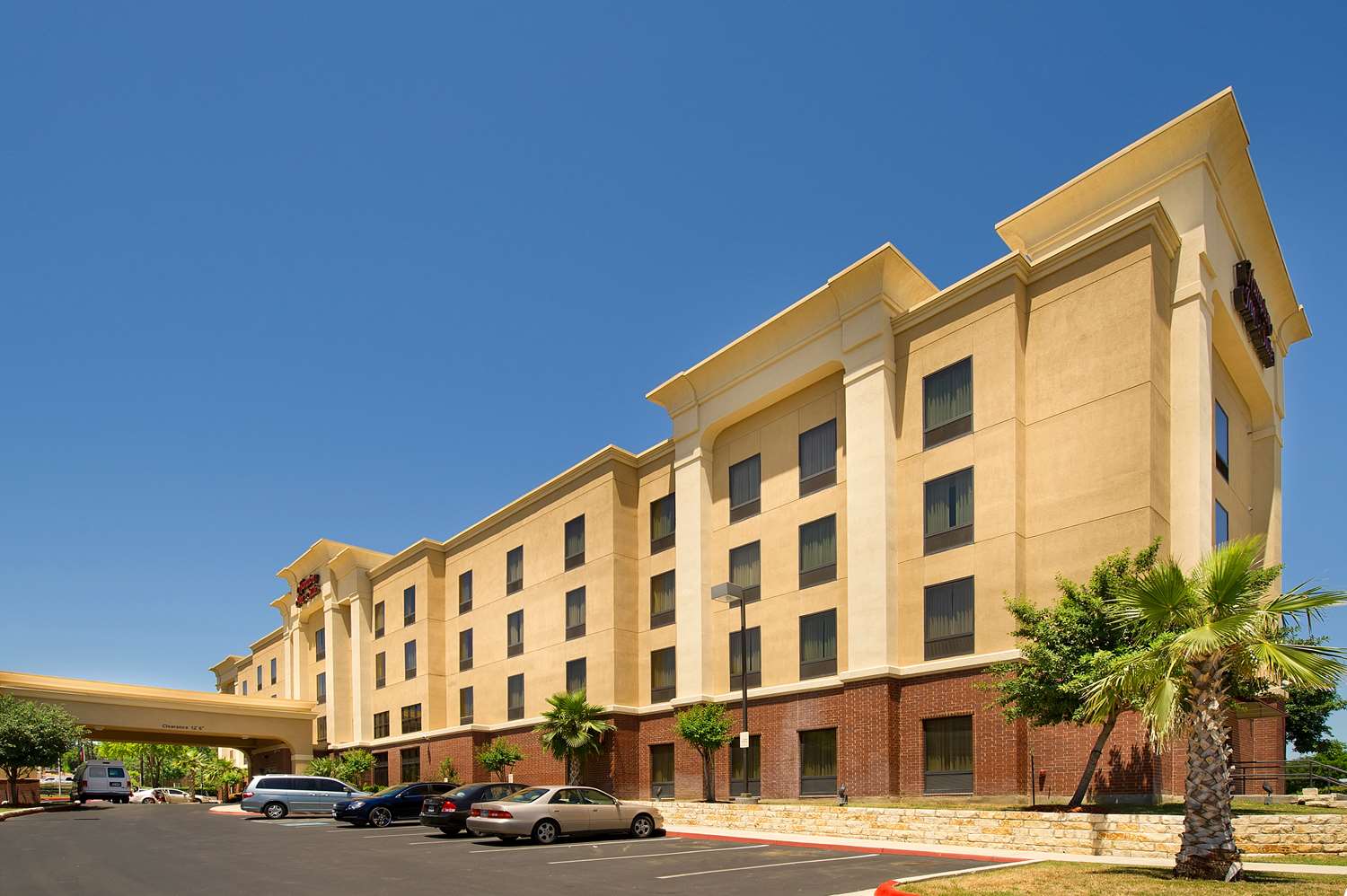 Hotel HAMPTON INN - SUITES SAN ANTONIO-AIRPORT