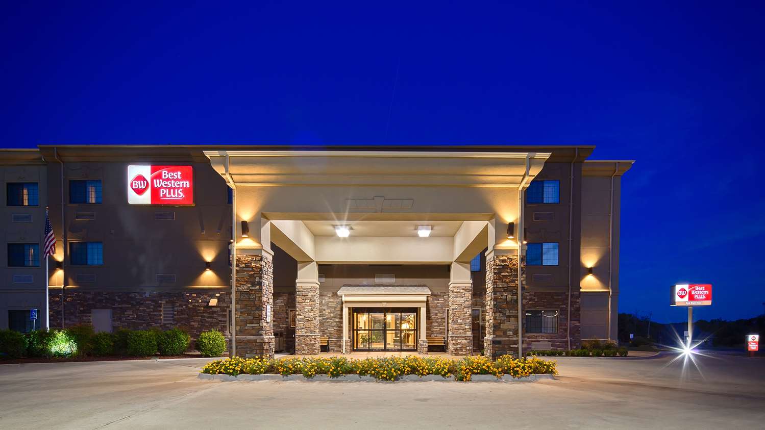 Hotel BEST WESTERN PLUS RED RIVER INN