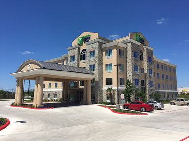 Hotel HOLIDAY INN EXPRESS & SUITES SAN ANTONIO - BROOKS CITY BASE