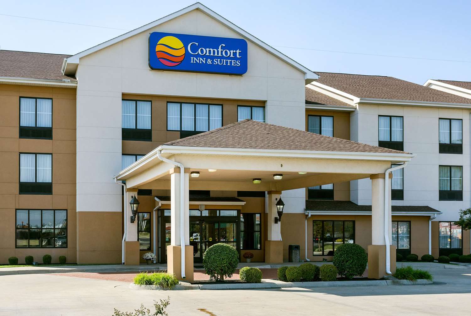 Hotel COMFORT INN & SUITES BLYTHEVILLE