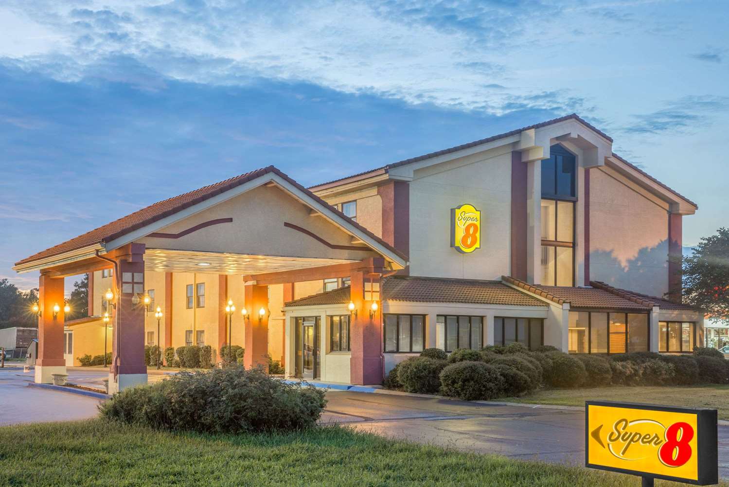 Hotel SUPER 8 BLYTHEVILLE