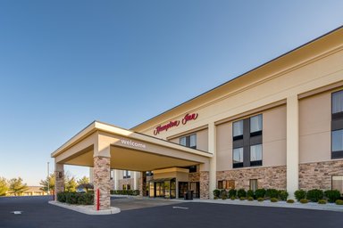 Hotel HAMPTON INN FROSTBURG