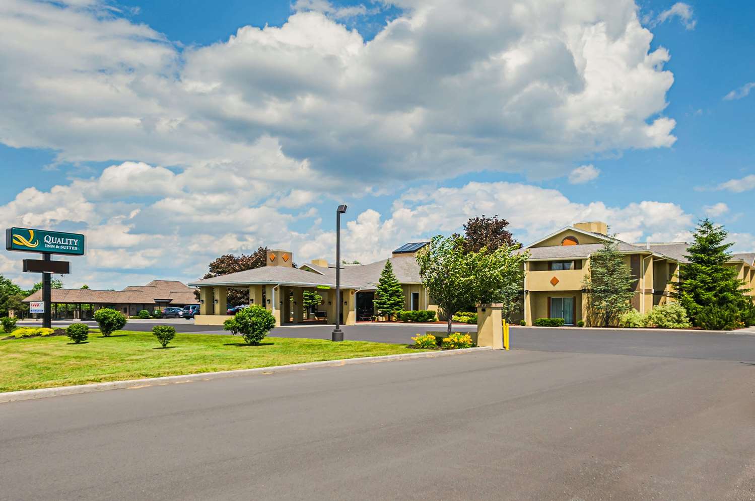 Hotel QUALITY INN & SUITES FROSTBURG
