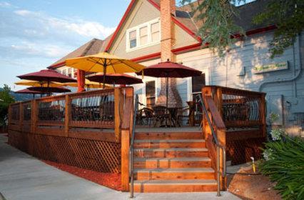 Hotel GEYSERVILLE INN