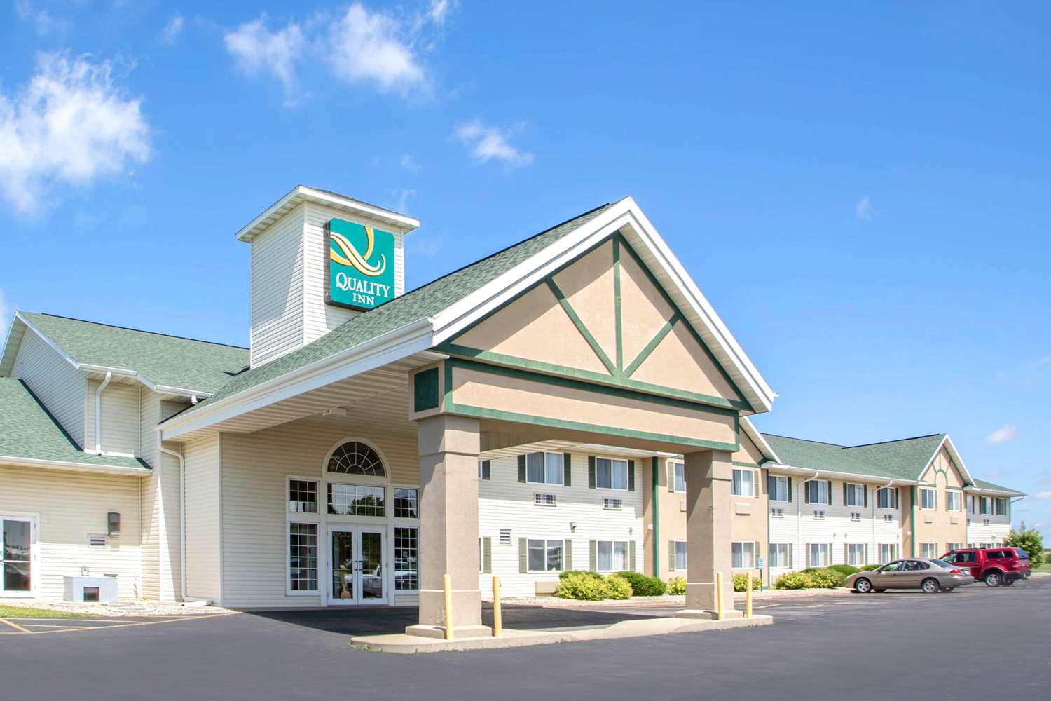 Hotel QUALITY INN MINERAL POINT