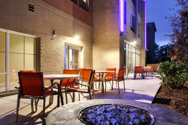 Hotel HOLIDAY INN EXPRESS & SUITES CHARLESTON NE MT PLEASANT US17