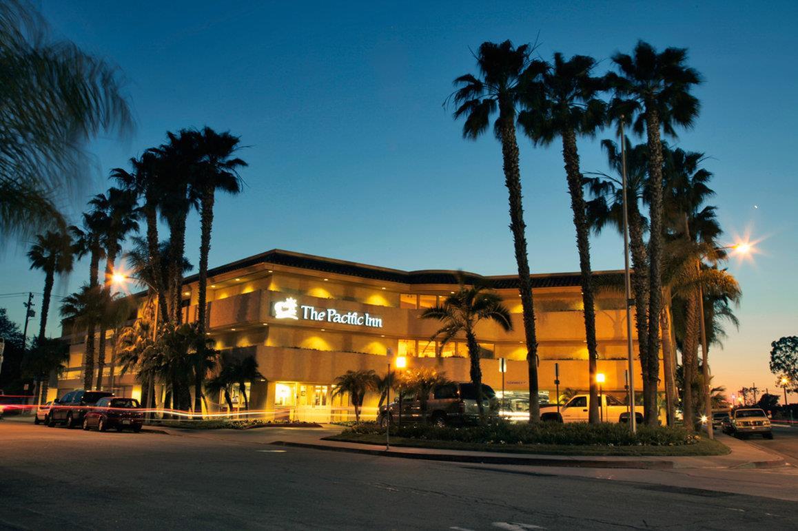 Hotel THE PACIFIC INN