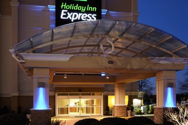 Hotel HOLIDAY INN EXPRESS HAMPTON - COLISEUM CENTRAL